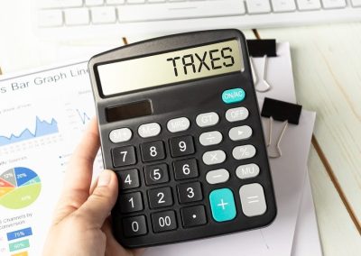 Tax considerations for contractors for the 2020-2021 tax season